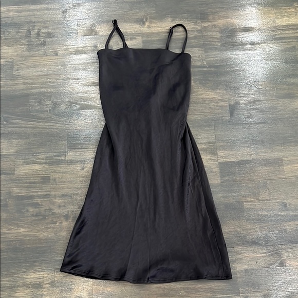 Princess Polly Dresses & Skirts - PRINCESS POLLY DRESS